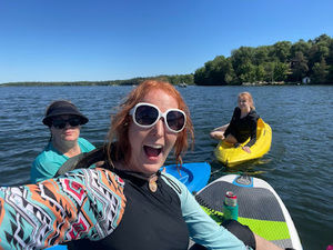 Meet your Posher, Lara